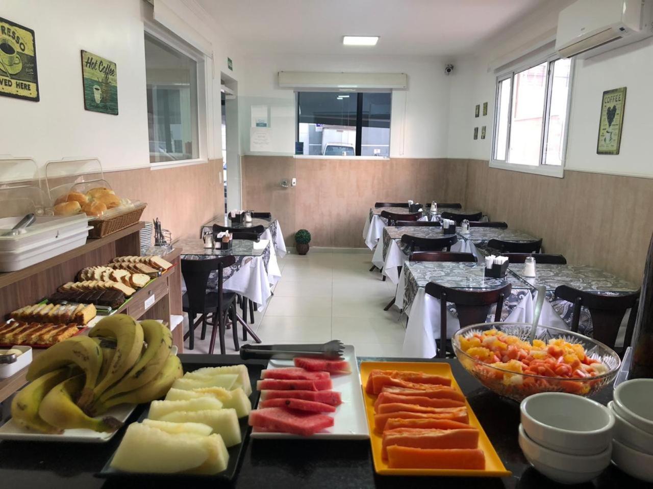 Hotel Aracari Aracariguama Pokoj fotografie